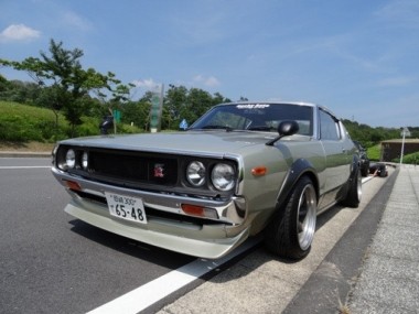 オプション２平成版ケンメリ快適旧車＆S30Z快適RB25ターボ改撮影です。