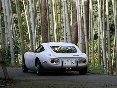 TOYOTA2000GT　平成生まれの現代版Rocky3000GTは令和も受け付けです。
