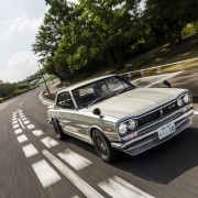ハコスカ GT-R KPGC10 RB25バージョン納車ラッシュ中です。