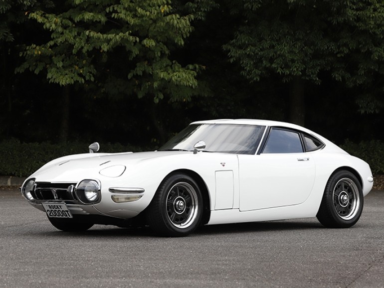 TOYOTA2000GTの現代版、Rocky2000GTの紹介です。