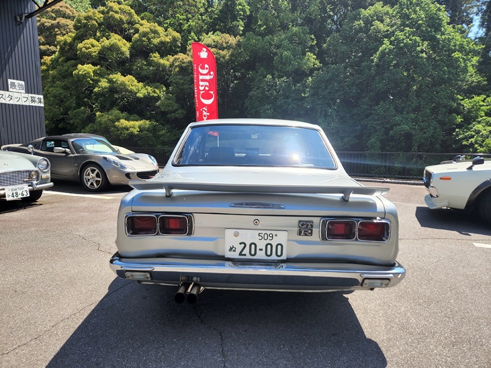スカイライン　２HT　KGC10改