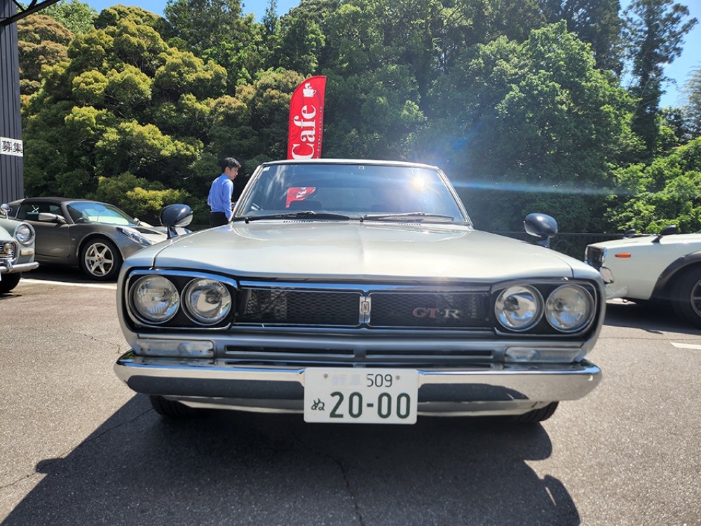 スカイライン　２HT　KGC10改